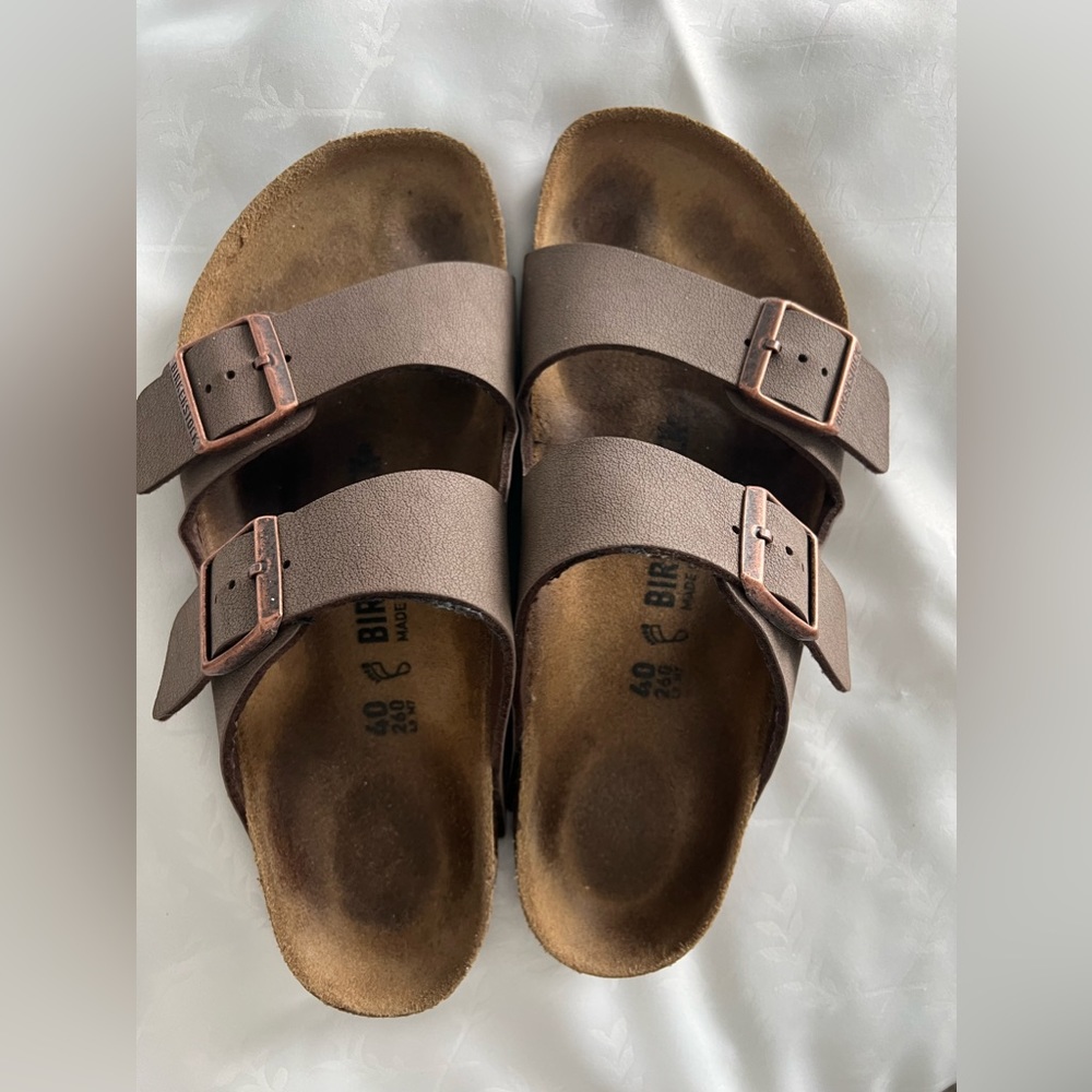 Barely worn size 9 (EU 40) Birkenstocks